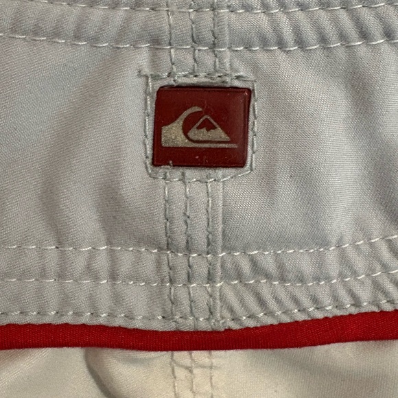 Quicksilver bathing suit/shorts - Picture 4 of 5